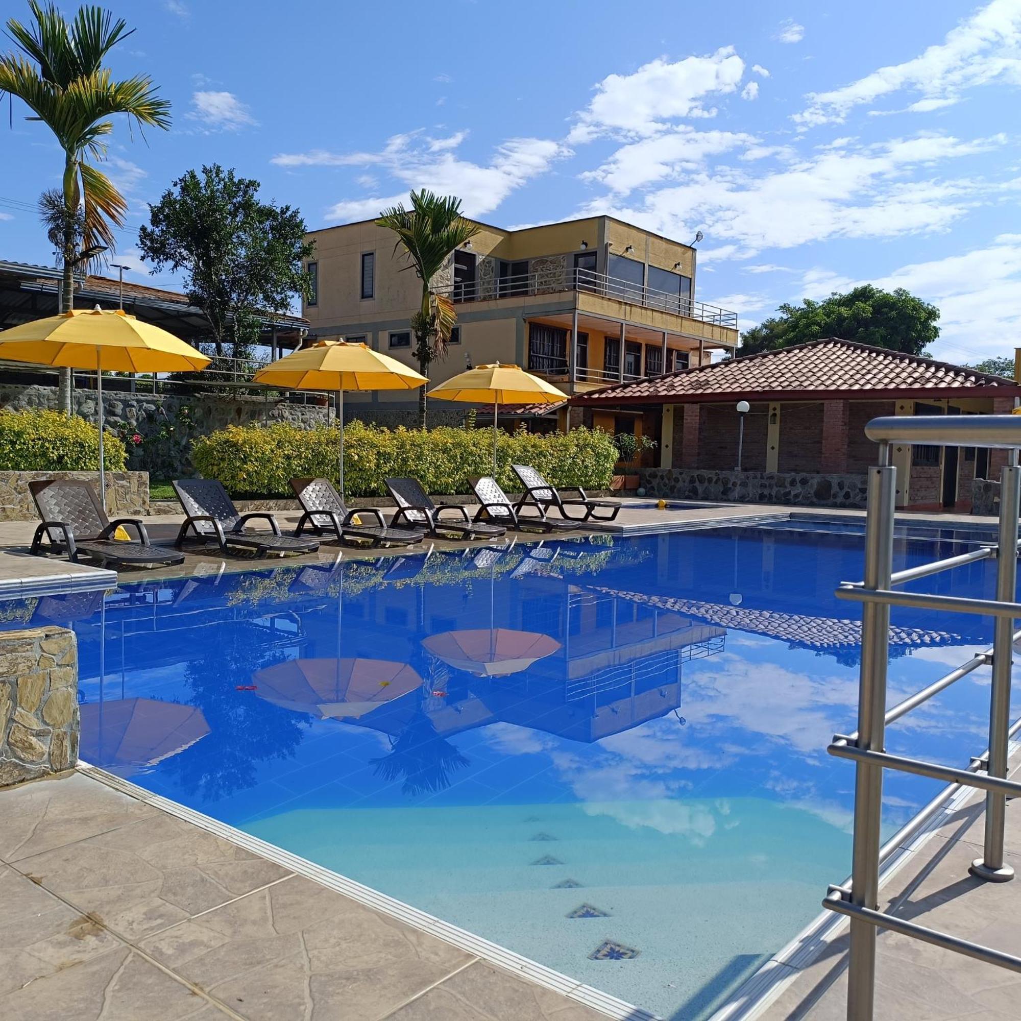 Hotel Campestre Los Mangos กิมบายา ภายนอก รูปภาพ