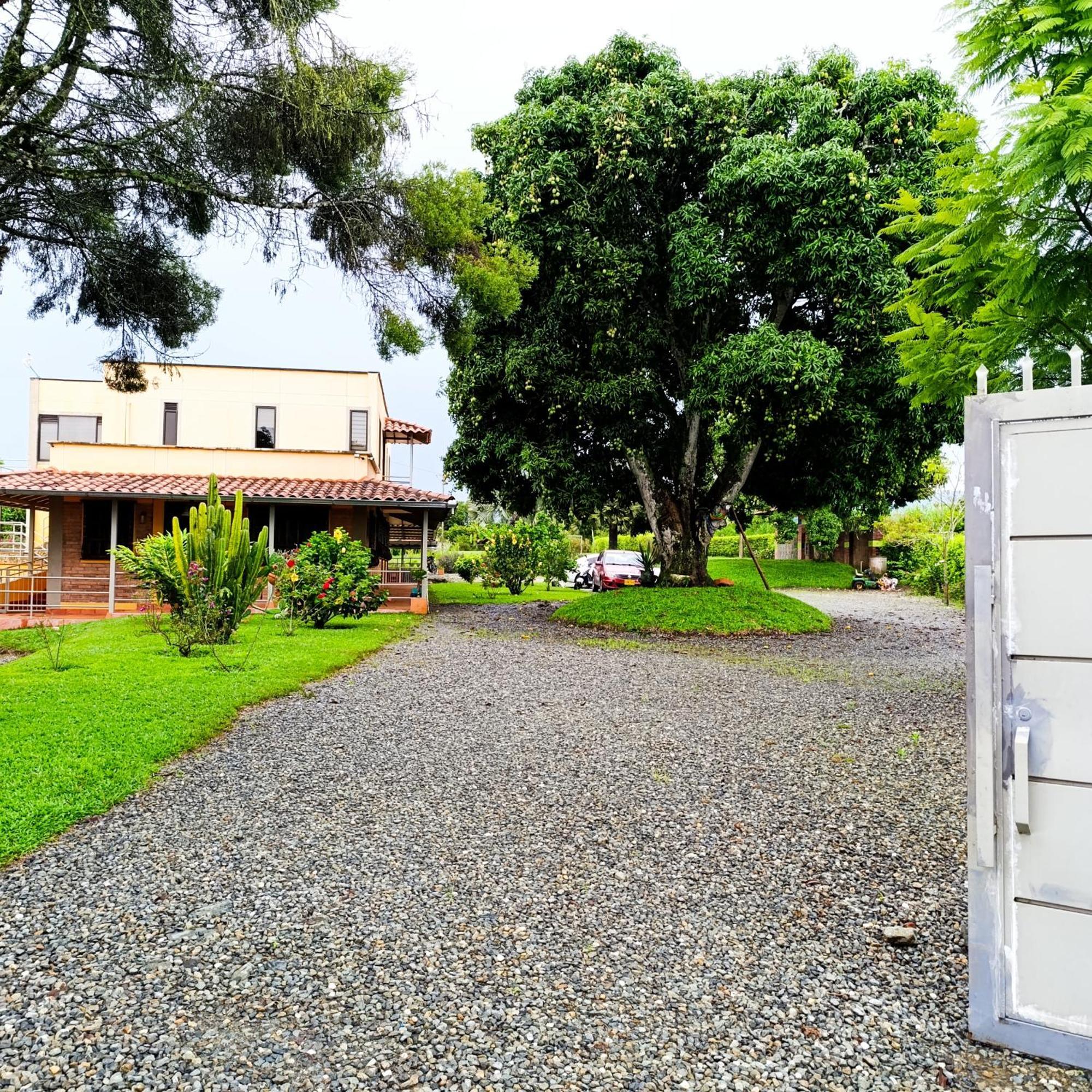 Hotel Campestre Los Mangos กิมบายา ภายนอก รูปภาพ